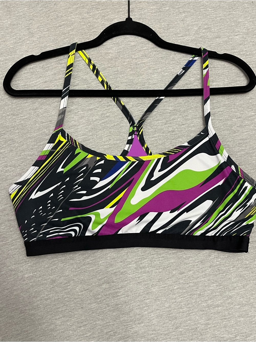 Fabletics Women’s Strappy Sports Bra Reversible
